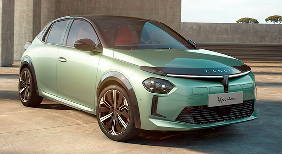 'Vue extérieure de la nouvelle Ypsilon. Service de recalibrage des vitres Lancia